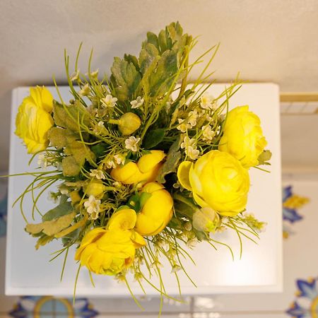 Alma Adry Bed and Breakfast Napels Buitenkant foto