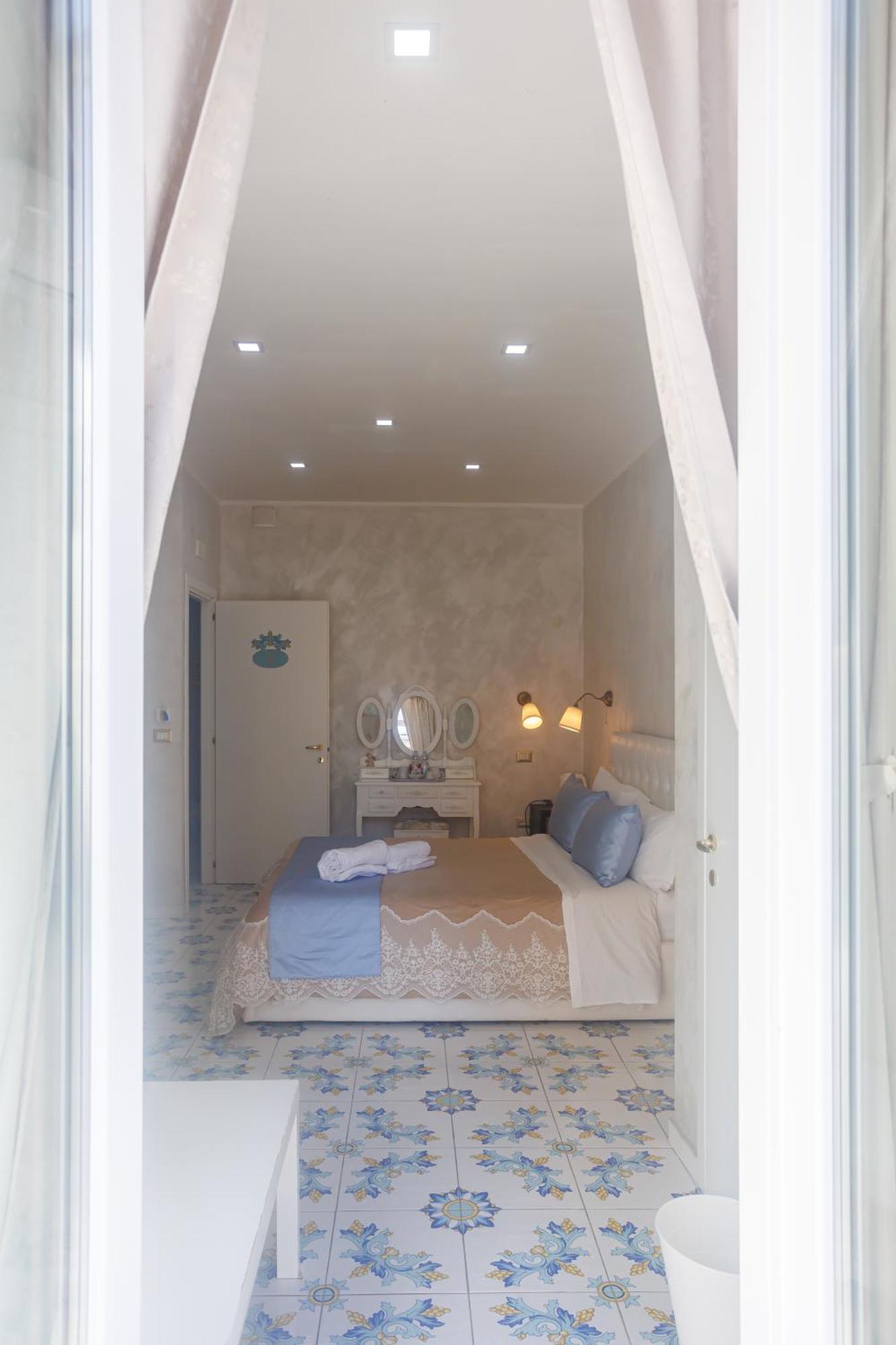 Alma Adry Bed and Breakfast Napels Buitenkant foto