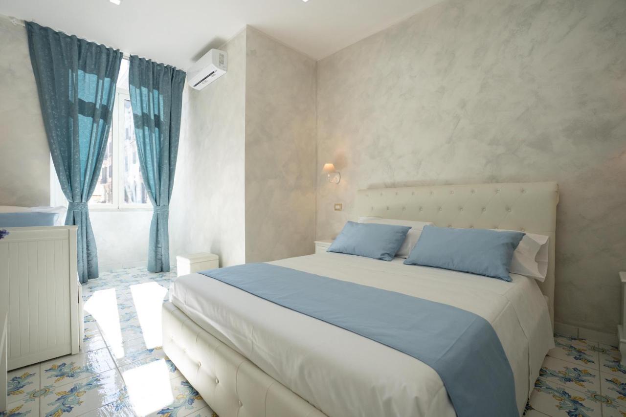 Alma Adry Bed and Breakfast Napels Buitenkant foto