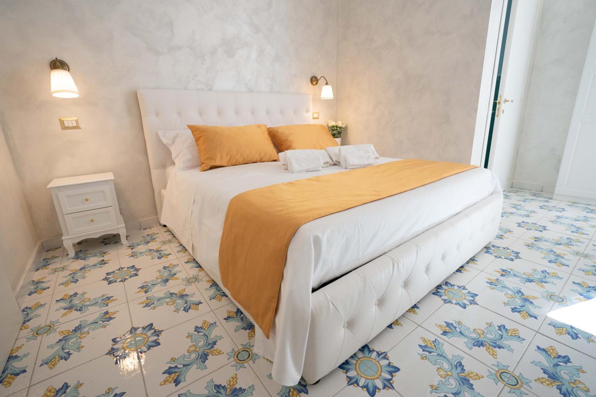 Alma Adry Bed and Breakfast Napels Buitenkant foto